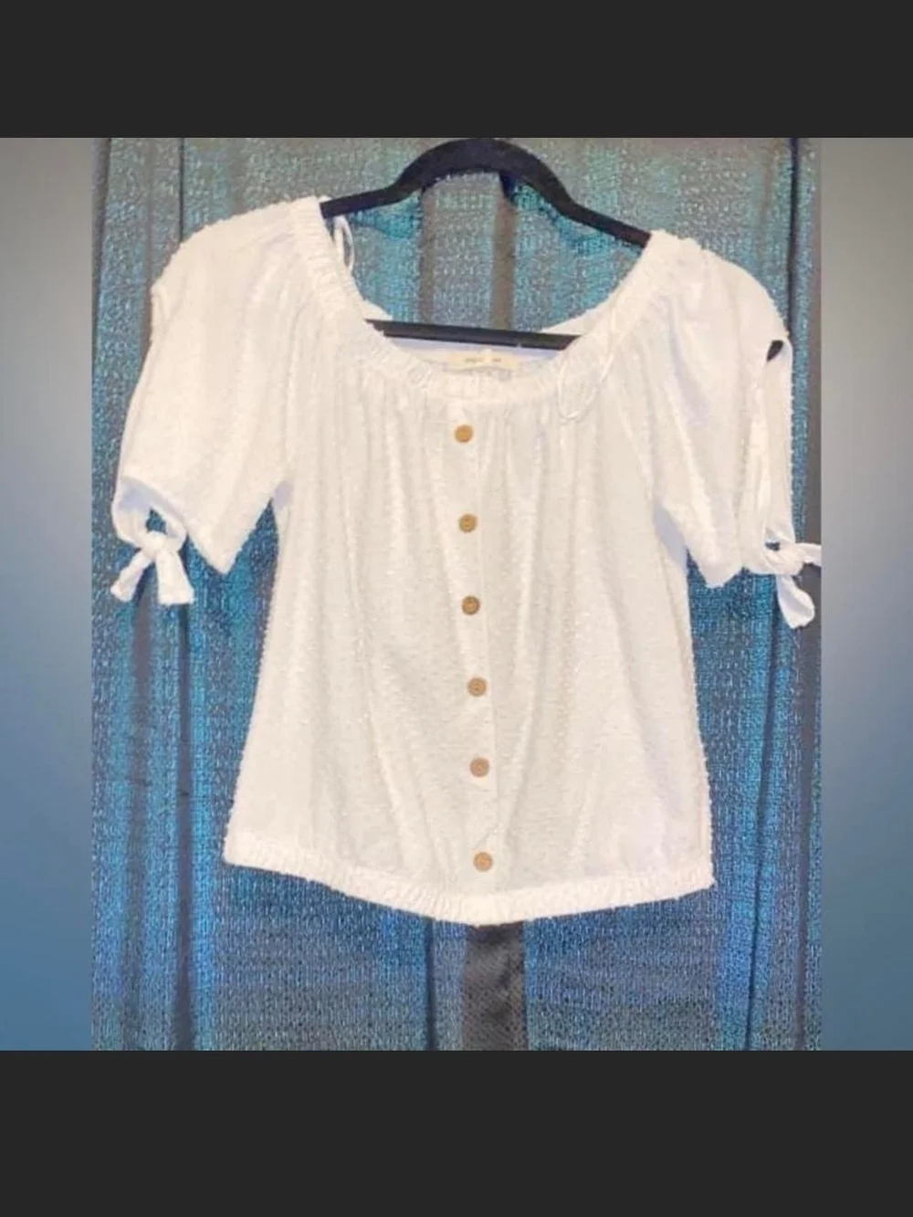 paper tee White Button-Front Peasant Blouse with Tie Sleeves